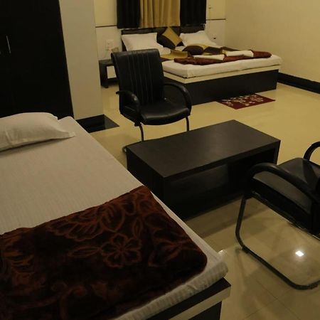 Venus Hotel 5 Minute Walking Distance From Dargah Ajmer Eksteriør bilde