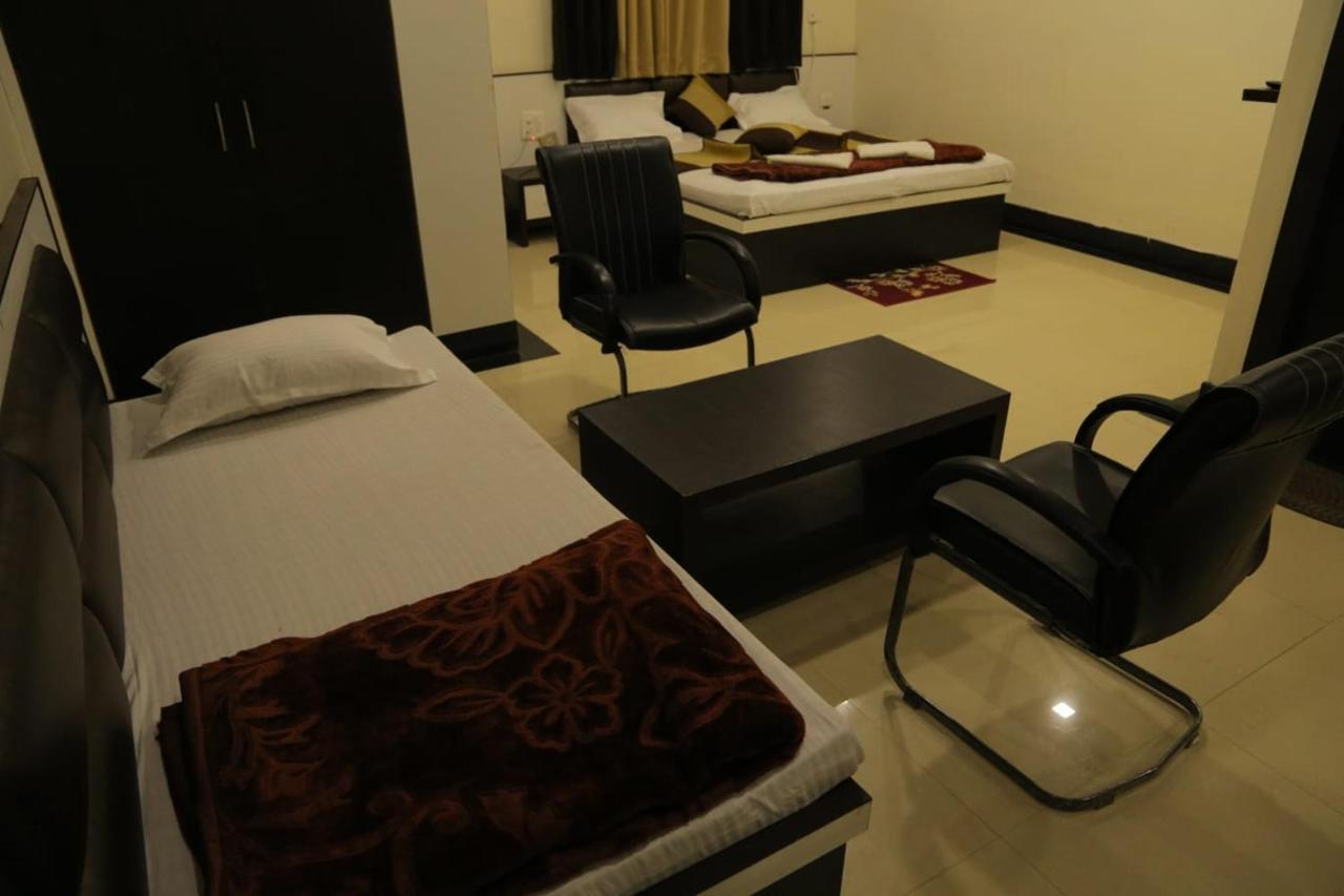 Venus Hotel 5 Minute Walking Distance From Dargah Ajmer Eksteriør bilde